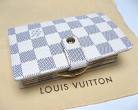 ヴィトンのダミエアズール