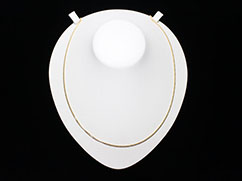 �약�l�b�N���X�̔���