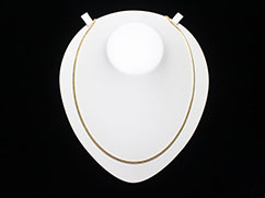 �약�l�b�N���X�̔���