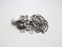 ��̃A�N�Z�T���[�̔���