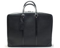 ルイ・ヴィトン エピ ポルト ドキュマン ヴォワヤージュ買取