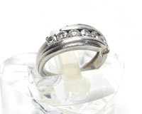 プラチナ９００指輪オパール１.６４ｃｔダイヤ０.２９ｃｔ買取