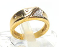ダイヤモンド付き金の指輪買取