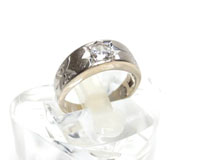 １４金ホワイトゴールド指輪買取