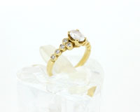 金性不明&nbsp;刻印無し&nbsp;指輪３.４グラムの買取