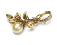 パール&ダイヤ付き１８金ブローチの買取
