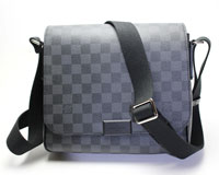 ルイ・ヴィトン&nbsp;ダミエ&nbsp;グラフィット&nbsp;ディストリクトＰＭの買取