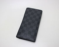 ルイ・ヴィトン&nbsp;グラフィット&nbsp;ポルトフォイユ・ブラザ買取